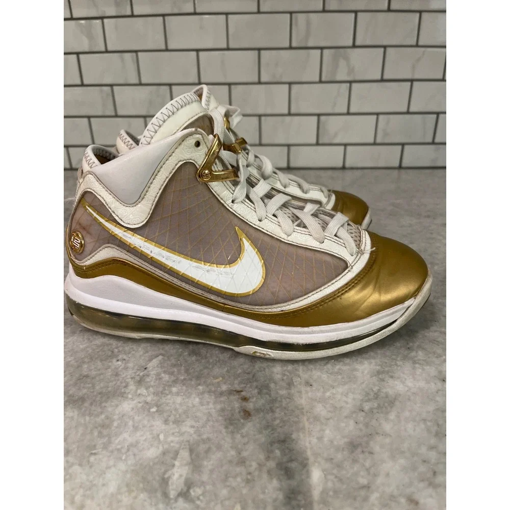 Nike Basketball Shoe Kids 4.5Y Gold LeBron 7 Retro China Moon CK0719-100
